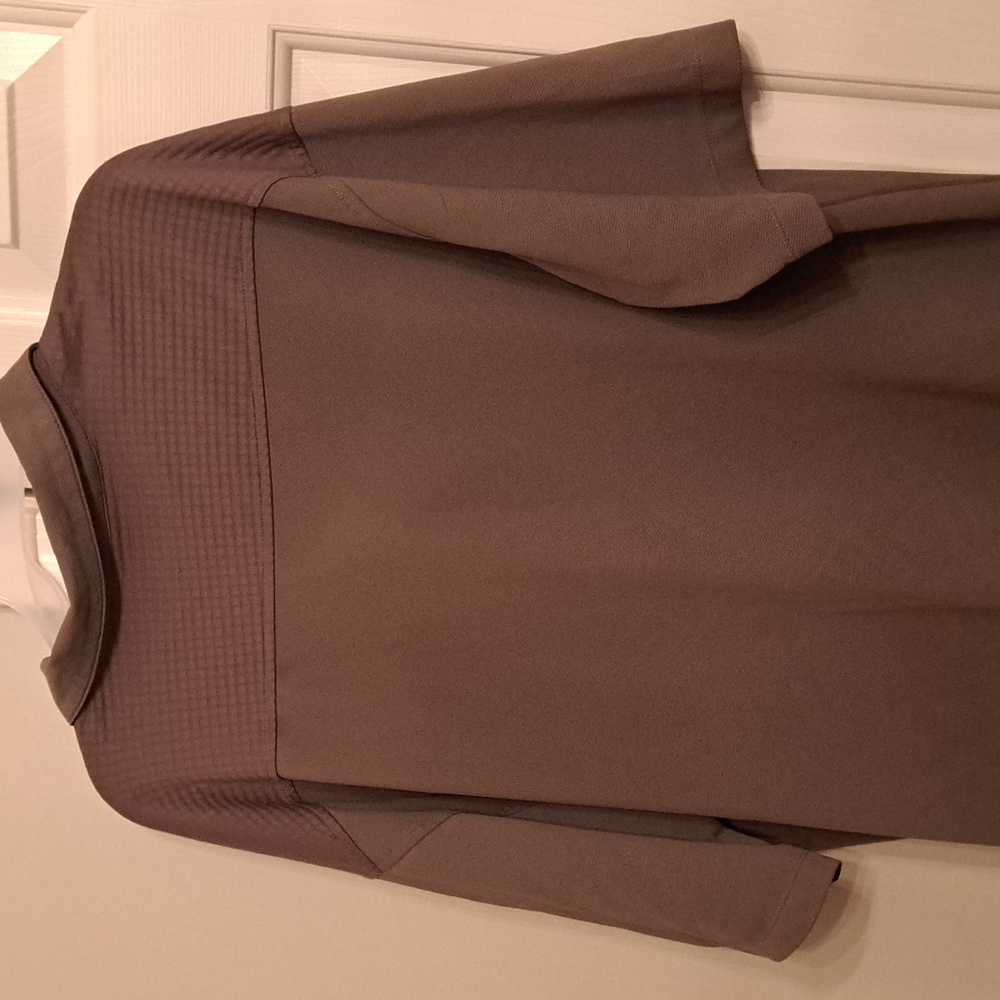 BUY 4 $26.      NIKE men's shirt size XL - Picture 5 of 5